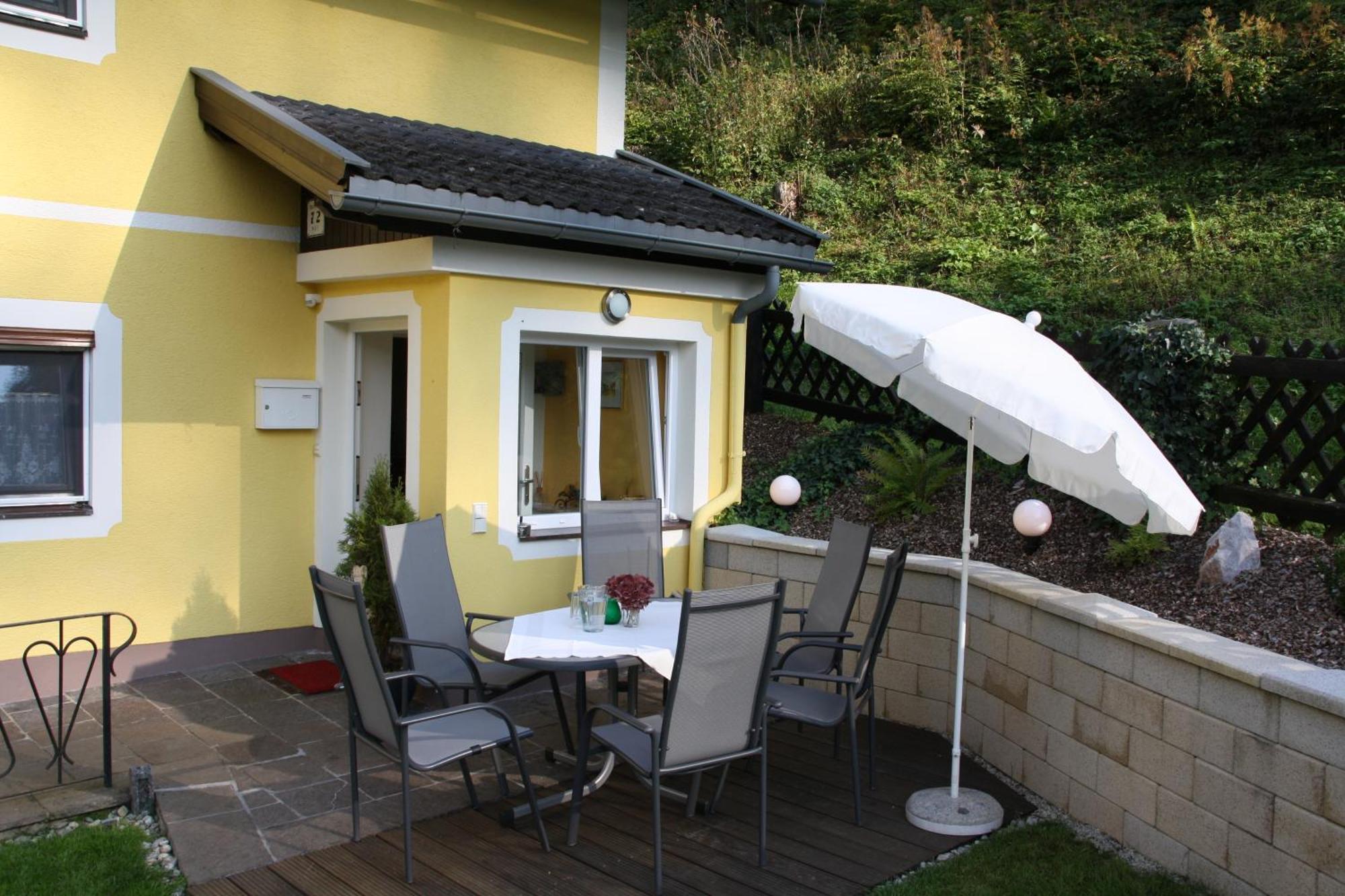 Ferienhaus Christine Taxenbach Bagian luar foto